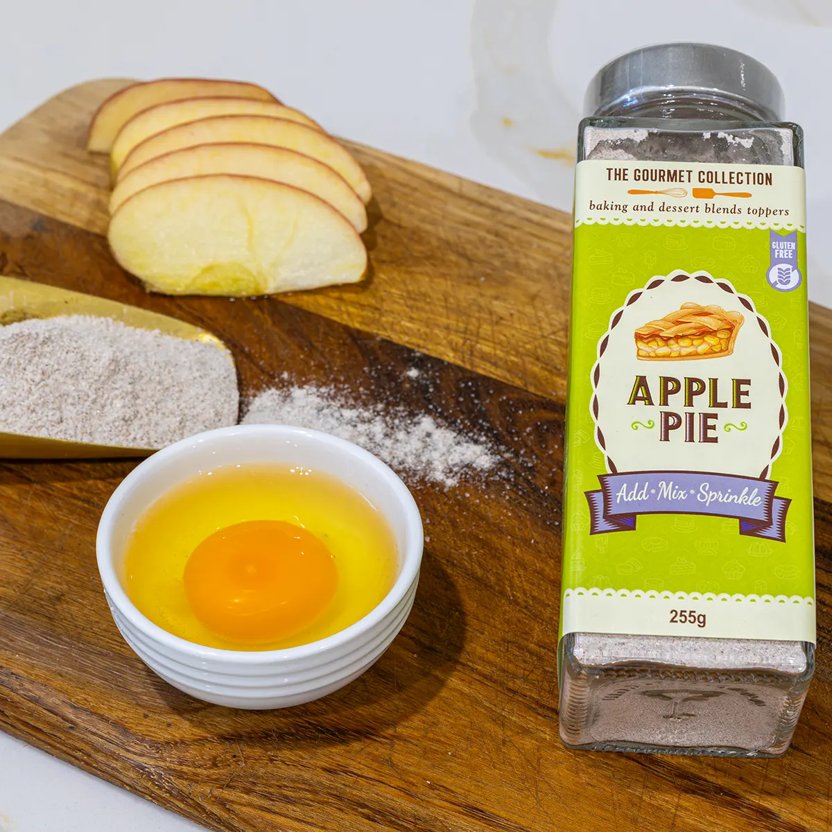 TGC Apple Pie with egg and apple slices
